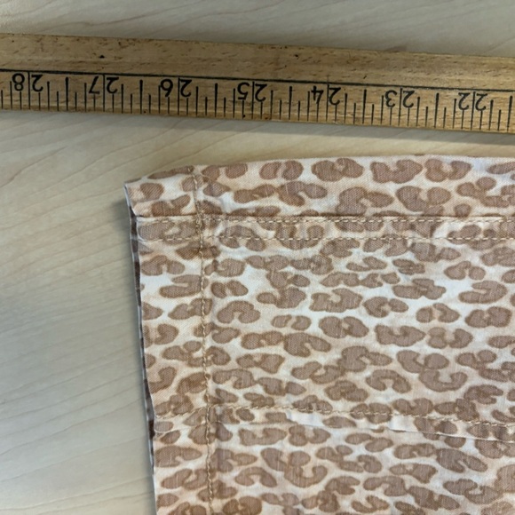 Anthropologie Wanderer Cropped Utility Pants Animal Print Size 28 - Picture 7 of 13